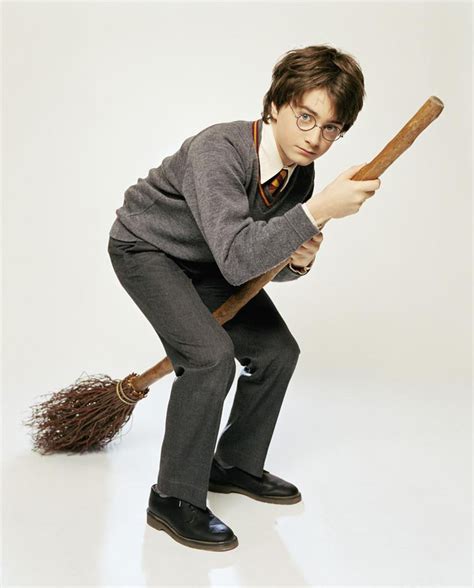 Magic sweeping broom